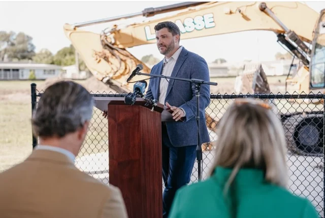 Yesterday’s groundbreaking celebrates 20 years of partnership between Schenkel Shultz and Sarasota County Schools. Rooted in Venice’s rich tradition spanning nearly 50 years, this project will refresh Garden Elementary and add 200 student stations to support community growth. 

This milestone reflects the strength of collaboration—with the School District, dedicated staff, Jon F. Swift Construction, and our trusted partners Engineering Matrix, BBM, Stantec, and DWJA. 

Head to the link in bio to read more!